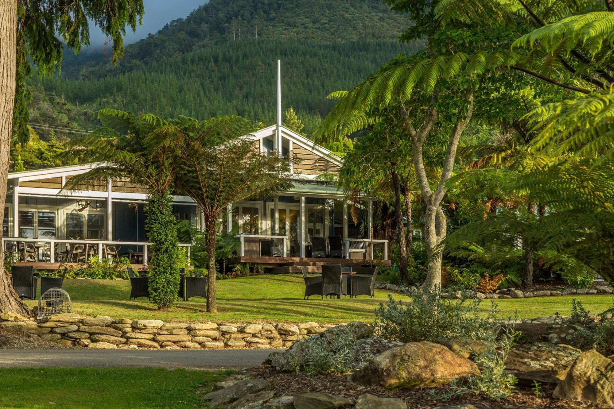 Raetihi Lodge Kenepuru Sounds Esterno foto